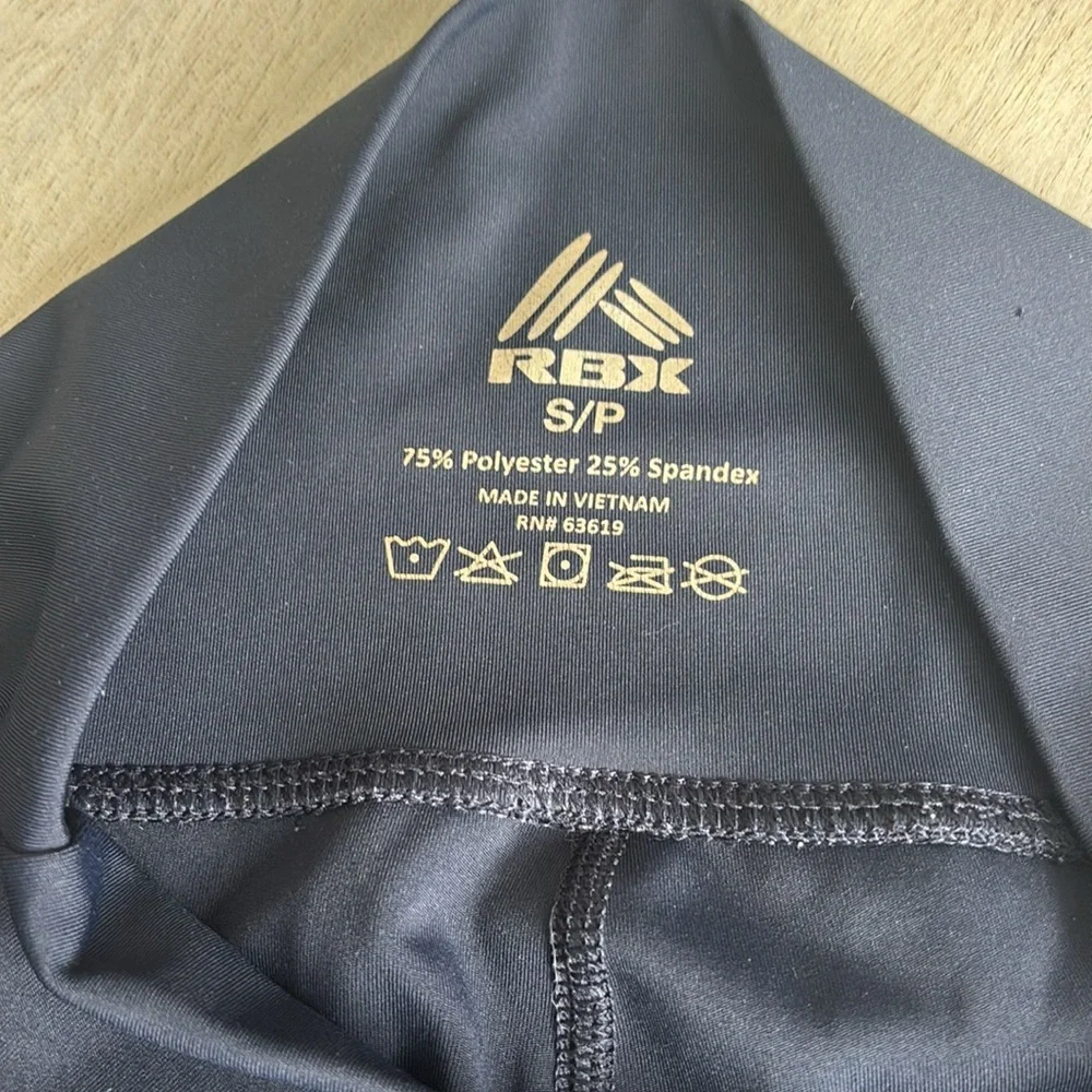 RBX small woman’s leggings with pockets very soft and comfortable yoga pants - Picture 3 of 4